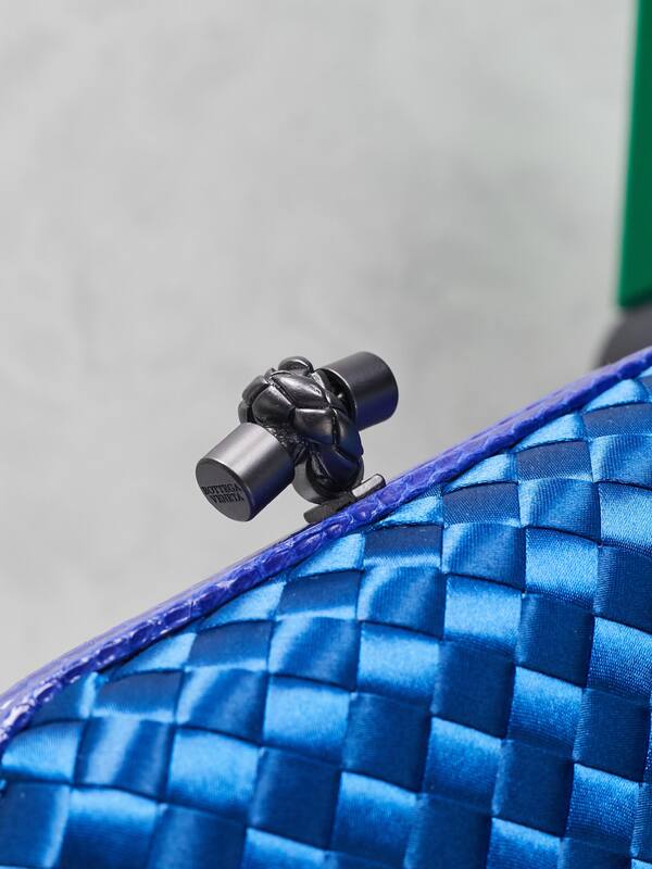 Bottega Veneta Blue shoulder bag — Top Quality Replica
