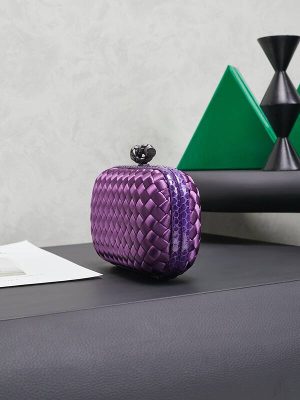 Bottega Veneta shoulder bag — AAA Quality Replica