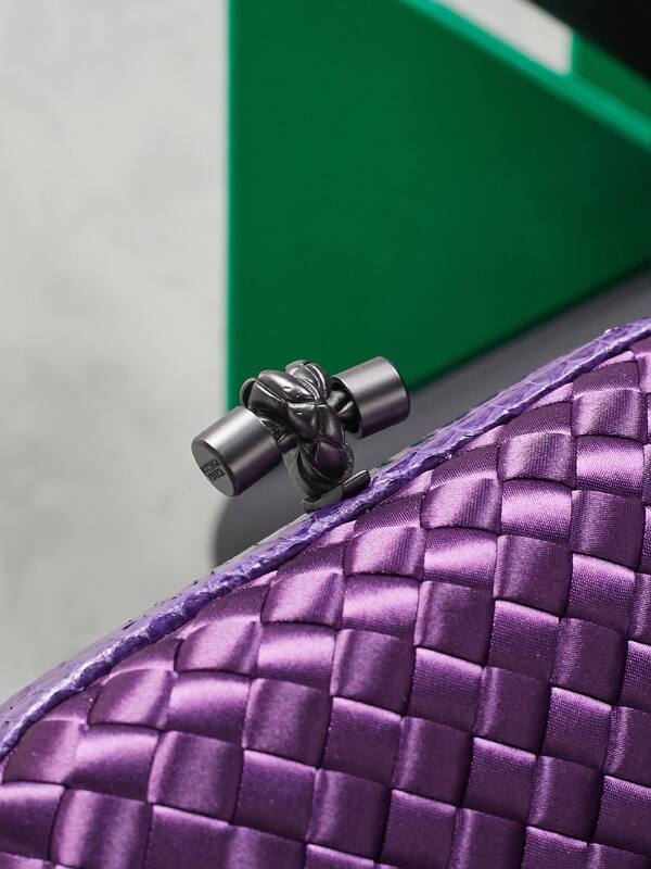 Bottega Veneta shoulder bag — AAA Quality Replica