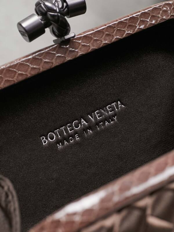 Bottega Veneta shoulder bag — Top Quality Replica