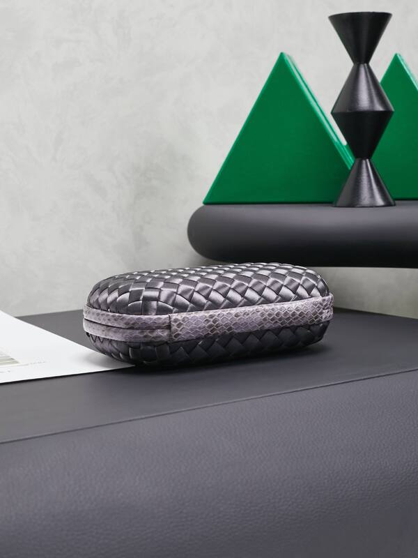 Bottega Veneta Gray shoulder bag — Premium Replica