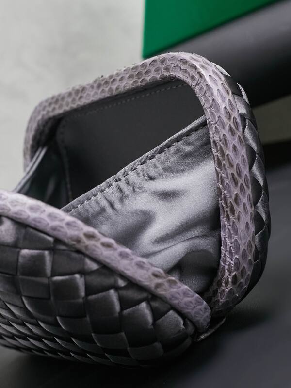 Bottega Veneta Gray shoulder bag — Premium Replica