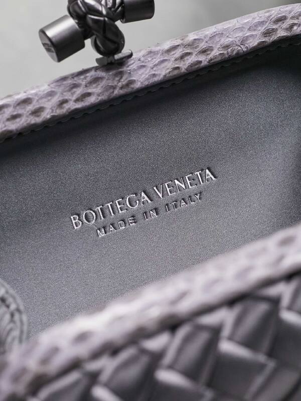 Bottega Veneta Gray shoulder bag — Premium Replica