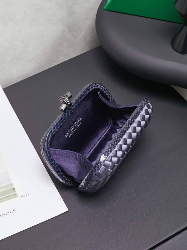 Bottega Veneta Gray shoulder bag — AAA Quality Replica
