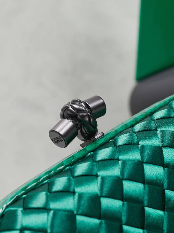 Bottega Veneta Green shoulder bag — AAA Quality Replica