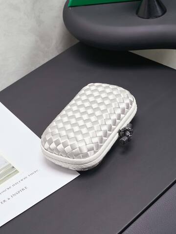 Bottega Veneta White shoulder bag AAA Quality Replica