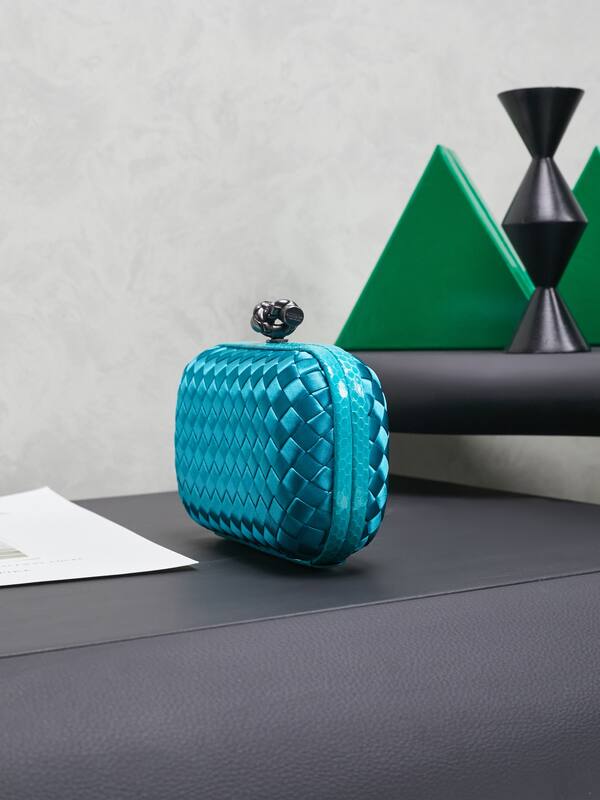 Bottega Veneta shoulder bag — Top Quality Replica