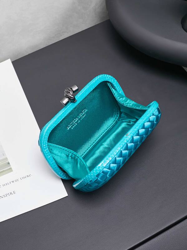 Bottega Veneta shoulder bag — Top Quality Replica