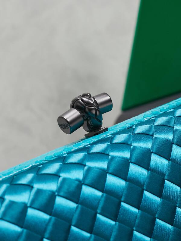 Bottega Veneta Teal Intreccio Satin clutch — Top Quality Replica