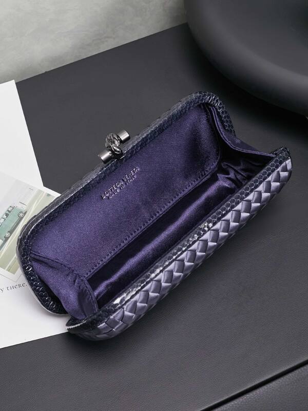 Bottega Veneta Knot Dark gray intrecciato satin evening bag — AAA Quality Replica