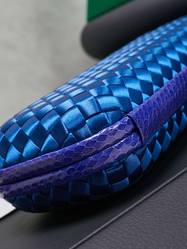 Bottega Veneta Intreccio Blue satin with purple trim clutch — 1:1 Replica