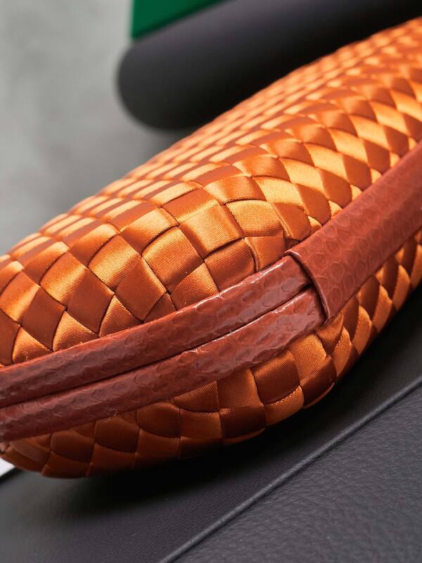 Bottega Veneta shoulder bag — AAA Quality Replica