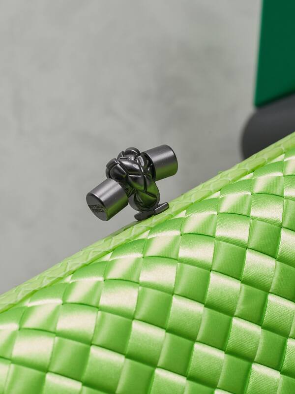 Bottega Veneta Green shoulder bag — Top Quality Replica