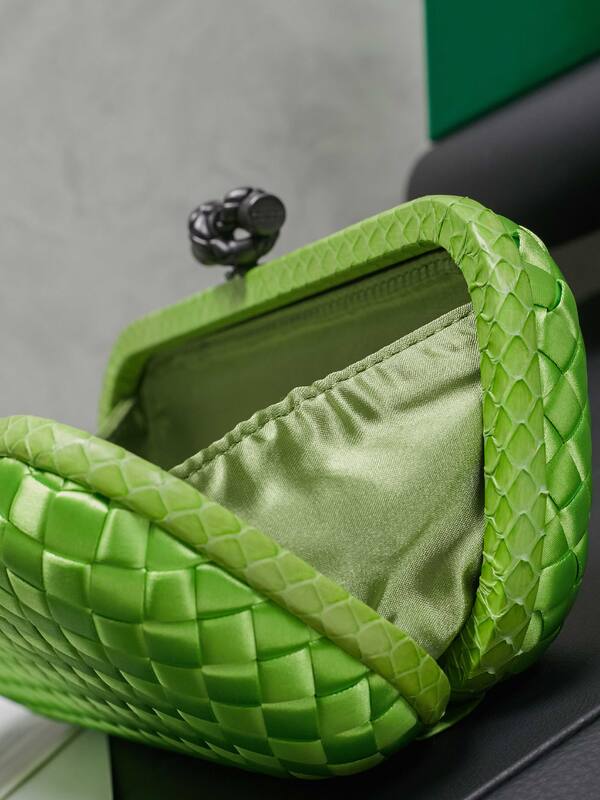 Bottega Veneta Green shoulder bag — Top Quality Replica