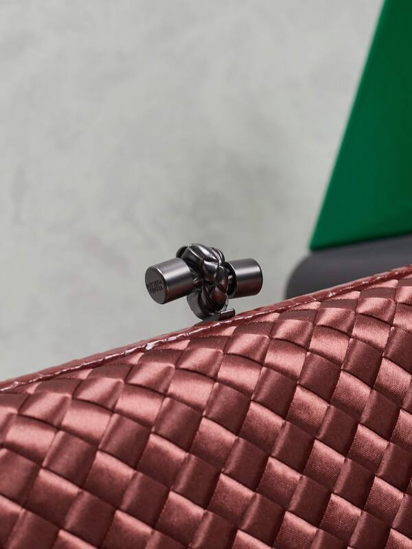 Bottega Veneta shoulder bag — AAA Quality Replica