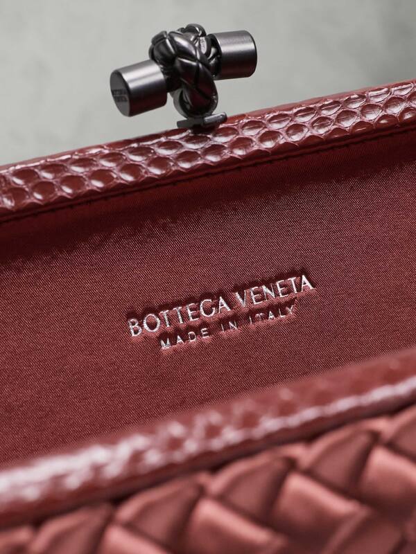 Bottega Veneta shoulder bag — AAA Quality Replica