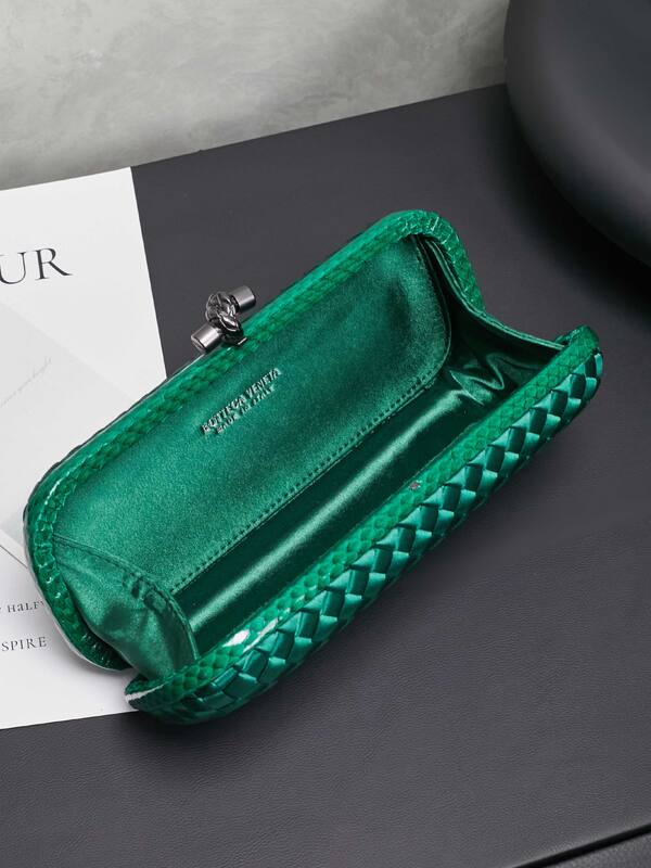 Bottega Veneta Green shoulder bag — Premium Replica