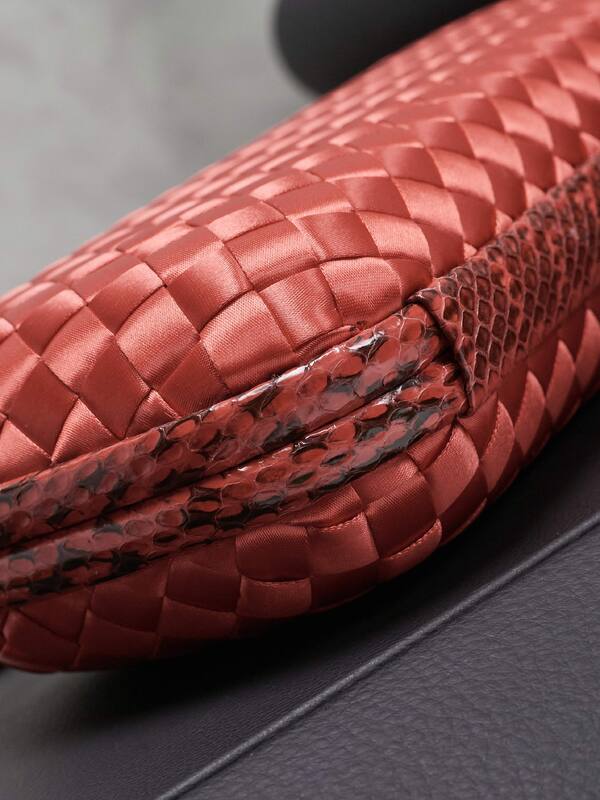 Bottega Veneta shoulder bag — Top Quality Replica