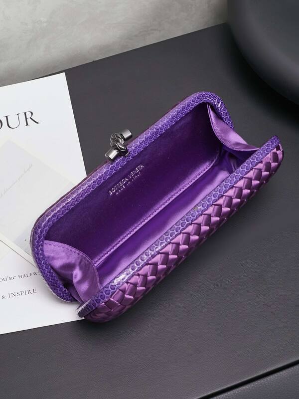 Bottega Veneta shoulder bag — AAA Quality Replica