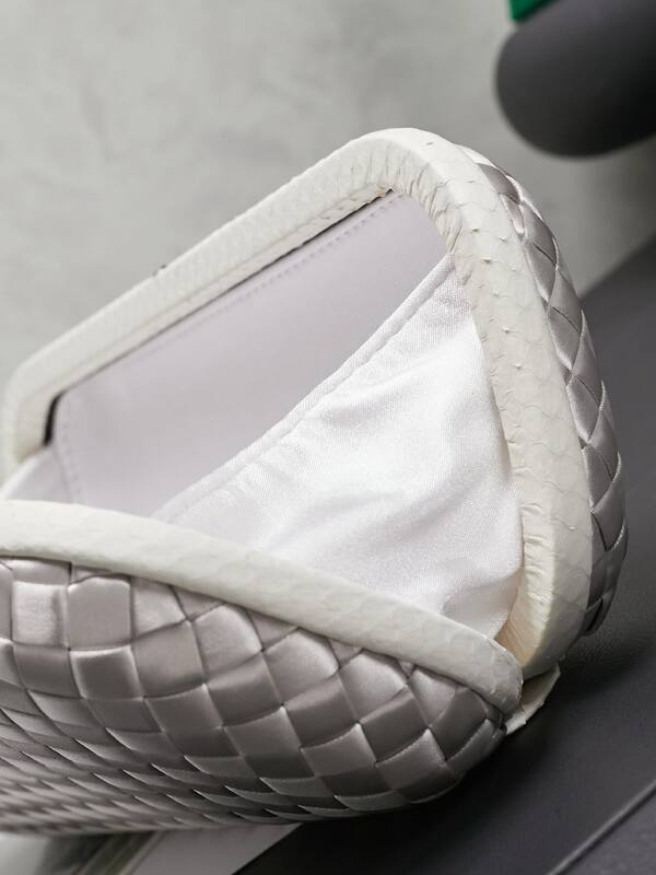 Bottega Veneta Silver shoulder bag — Premium Replica