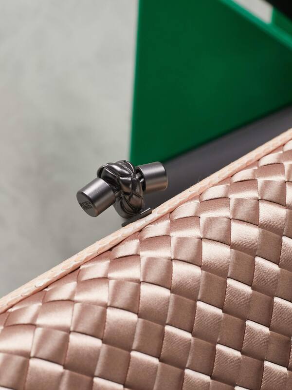 Bottega Veneta shoulder bag — 1:1 Replica