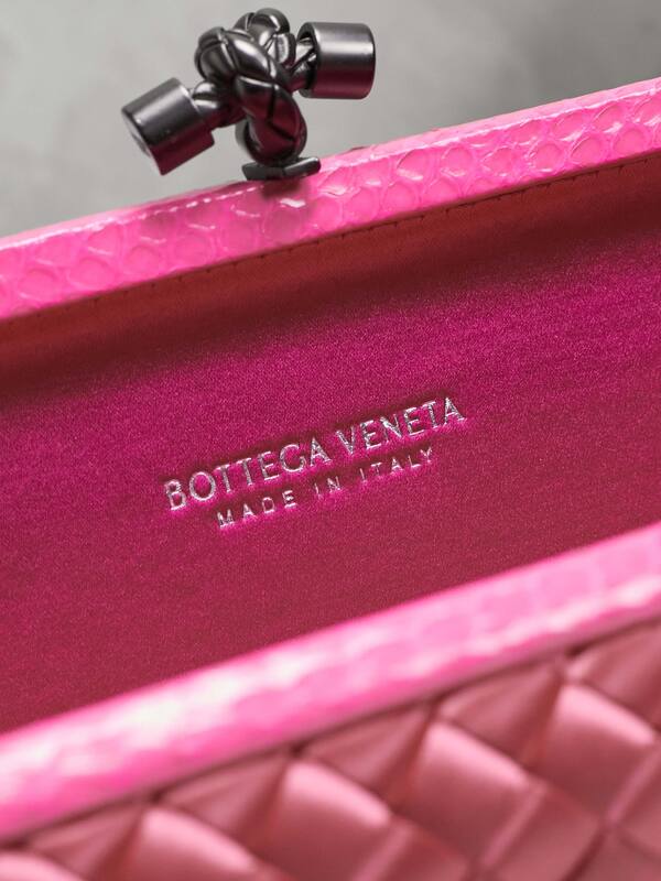 Bottega Veneta Pink shoulder bag — AAA Quality Replica