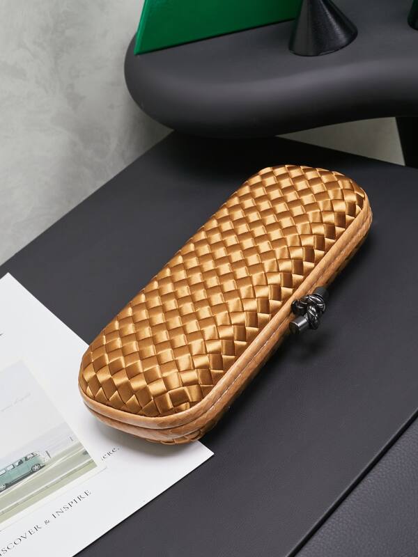 Bottega Veneta shoulder bag — Top Quality Replica