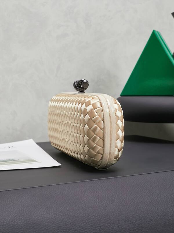 Bottega Veneta Gold shoulder bag — Premium Replica