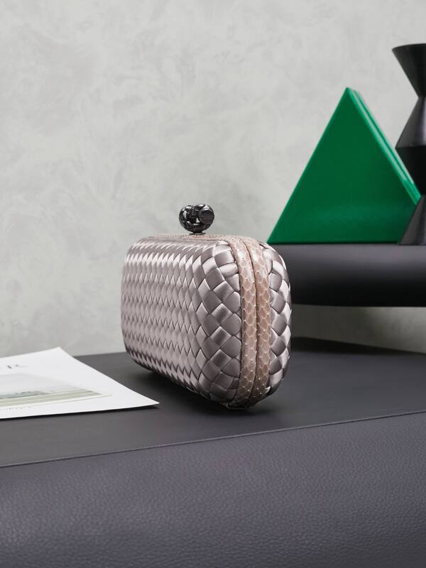 Bottega Veneta Silver shoulder bag — Premium Replica