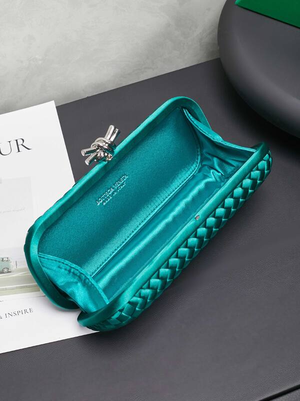 Bottega Veneta Green shoulder bag — Top Quality Replica