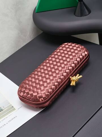 Bottega Veneta Knot Clutch Burgundy Satin 20x10cm clutch AAA Quality Replica