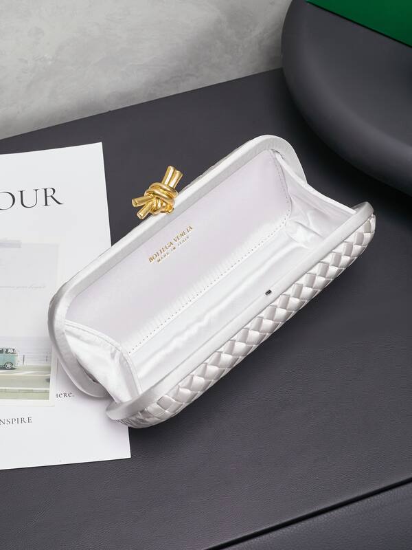 Bottega Veneta Silver shoulder bag — Premium Replica