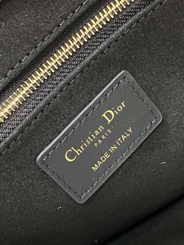Dior Lady Black shoulder — 1:1 Replica