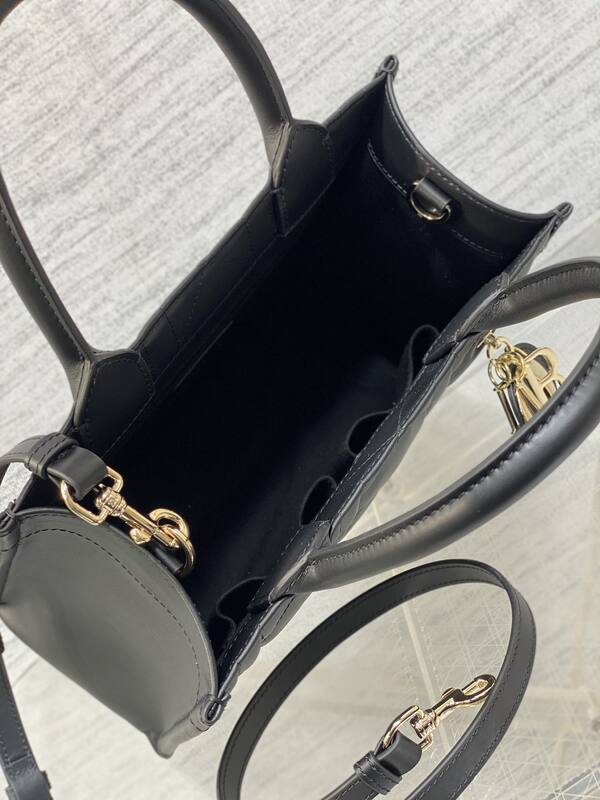 Dior Lady Black shoulder — 1:1 Replica