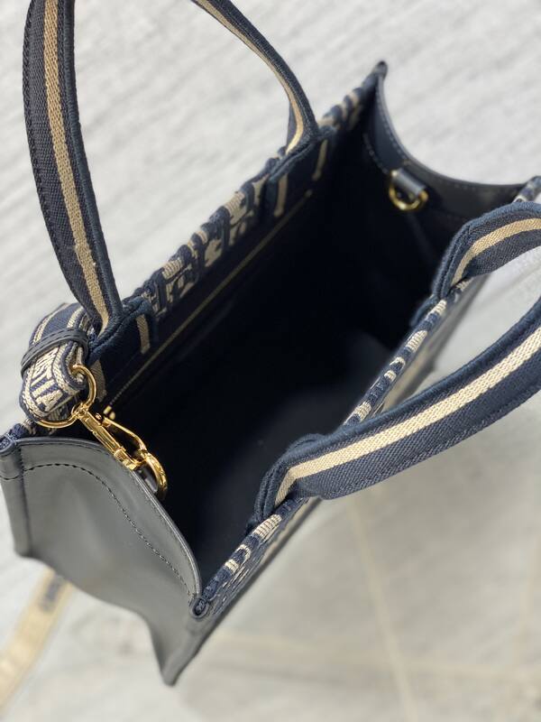 Dior Book Tote Blue Oblique small — AAA Quality Replica