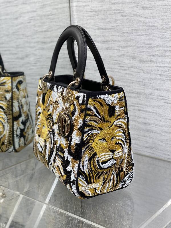 Dior Lady Black Gold White beaded embroidery shoulder — Premium Replica
