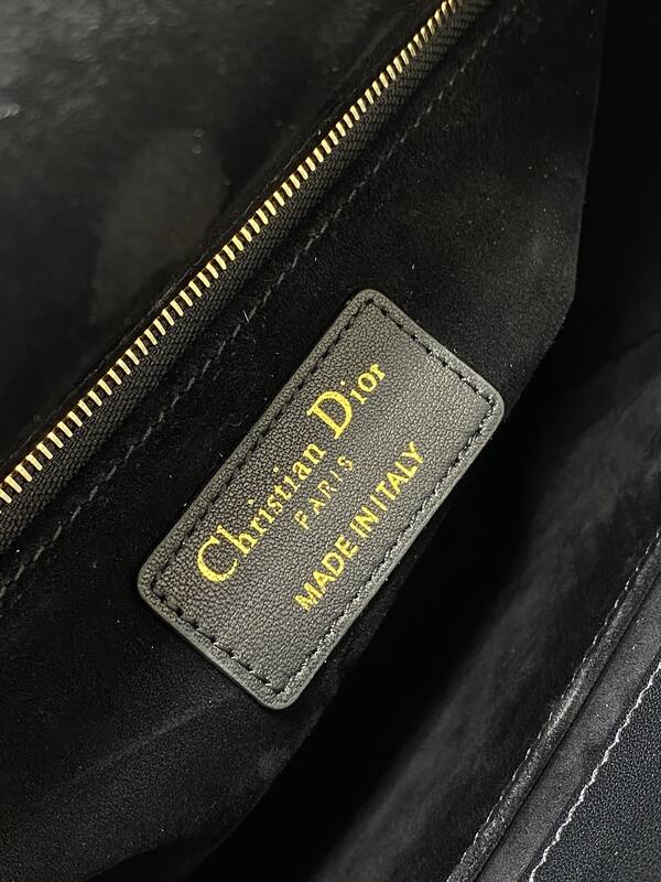 Dior Lady Multicolor beaded embroidery with black handle shoulder — Premium Replica