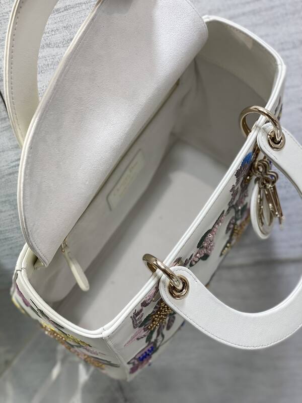 Dior Lady White floral embroidered small shoulder — AAA Quality Replica