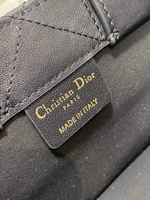 Dior Lady Black everyday — Premium Replica