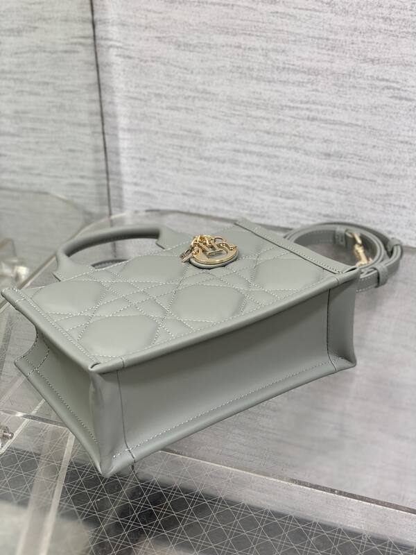 Dior Lady Grey shoulder — Top Quality Replica