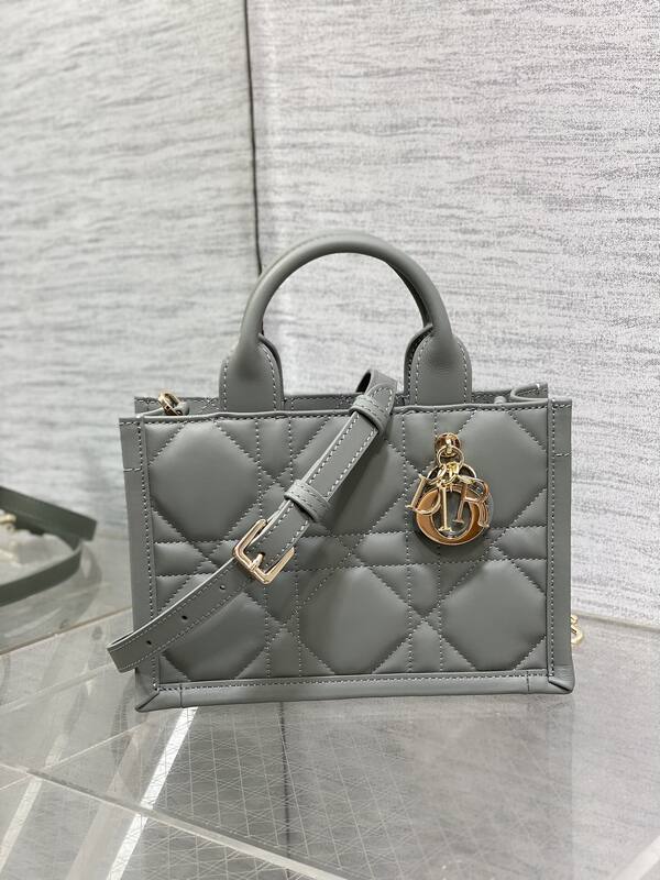 Dior Lady Grey shoulder — Top Quality Replica