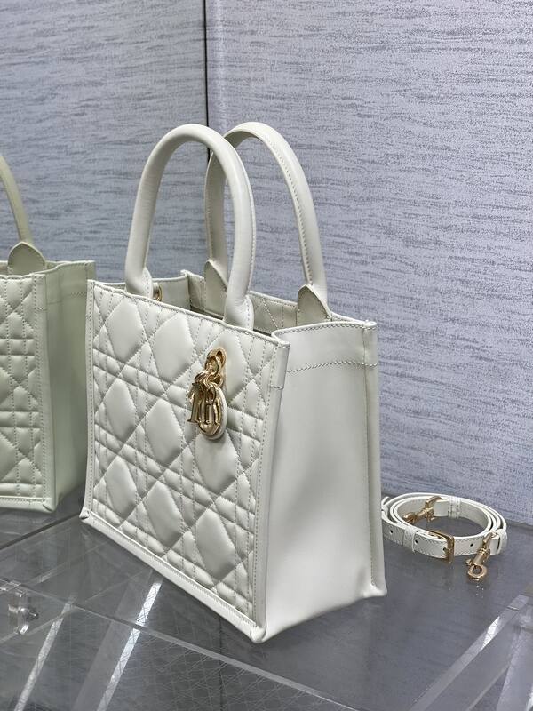 Dior Lady White everyday — Premium Replica