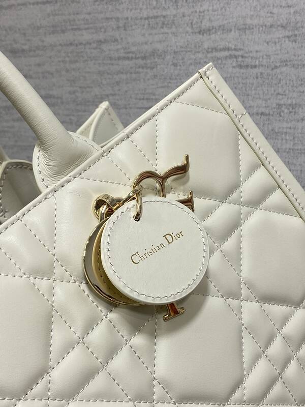 Dior White work — 1:1 Replica