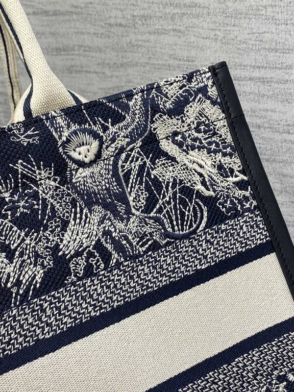 Dior Book Tote Navy and White Oblique embroidery — 1:1 Replica