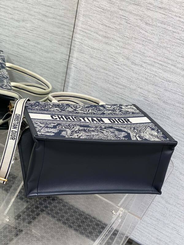 Dior Book Tote Navy and White Oblique embroidery — 1:1 Replica