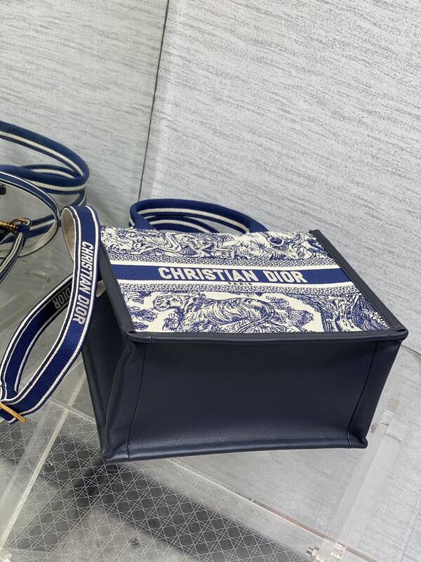 Dior Blue and White Toile de Jouy Canvas tote — AAA Quality Replica