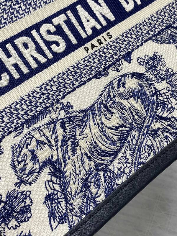 Dior Blue and White Toile de Jouy Canvas tote — AAA Quality Replica