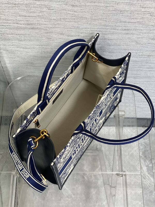 Dior Blue and White Toile de Jouy tote — Top Quality Replica
