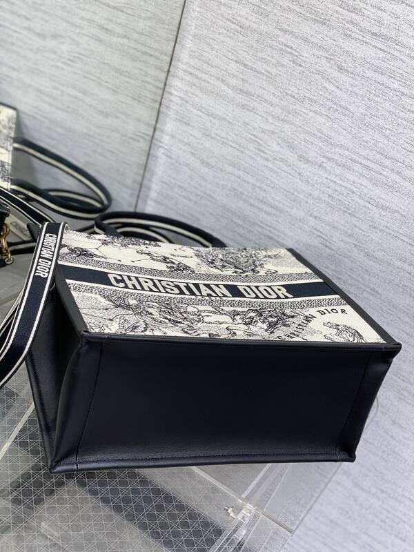 Dior Book Tote Black and White Zodiac animal print — Premium Replica