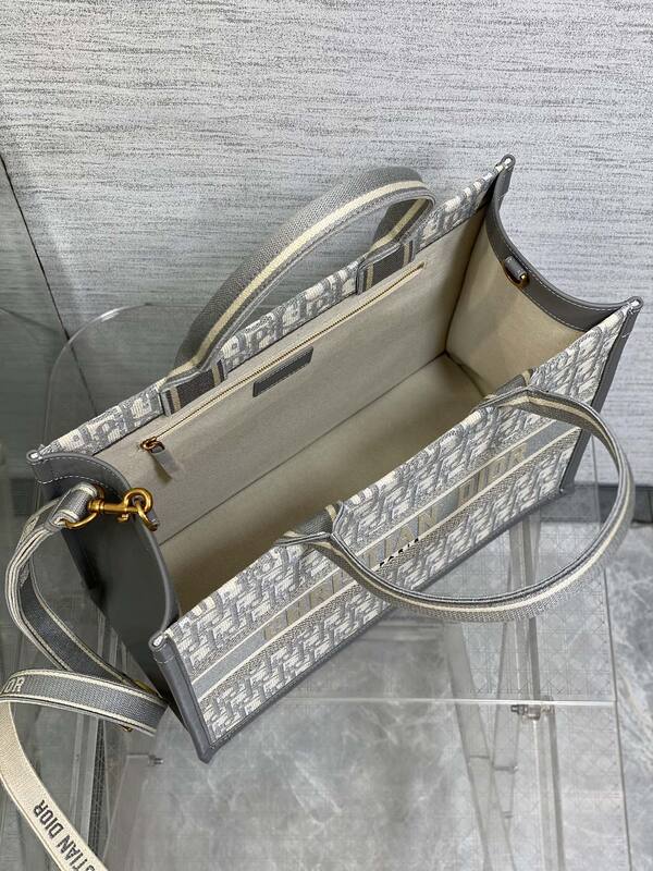 Dior Book Tote Blue Oblique — Premium Replica